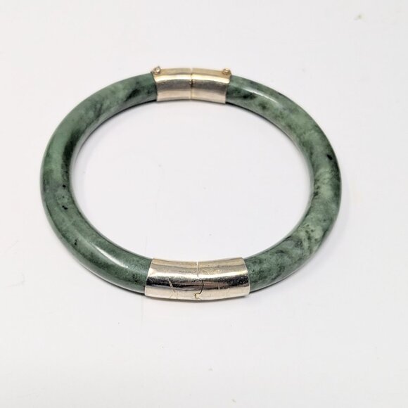 Vintage spinach green nephrite jade hinged bracelet Gold Plate sz 7.5 - Picture 2 of 15